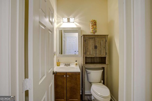 2706 Heathrow Drive, Lawrenceville, GA 30043