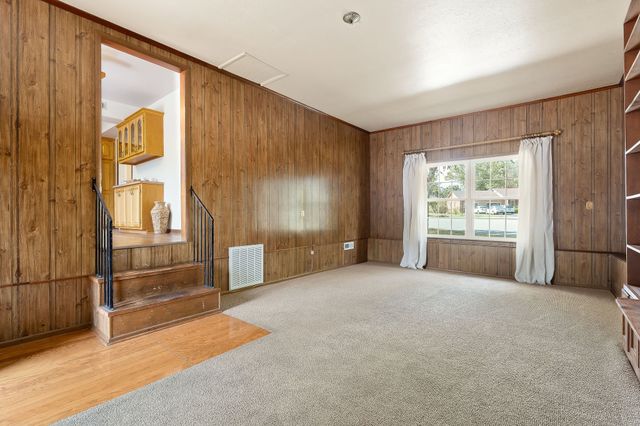 1175 Meadow Rd, Cookeville, TN 38501