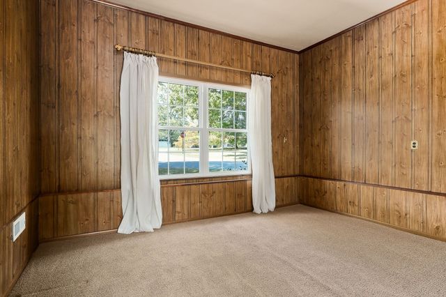 1175 Meadow Rd, Cookeville, TN 38501