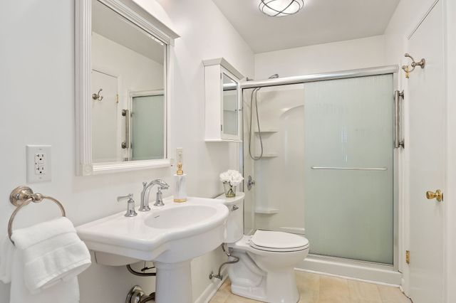 1175 Meadow Rd, Cookeville, TN 38501