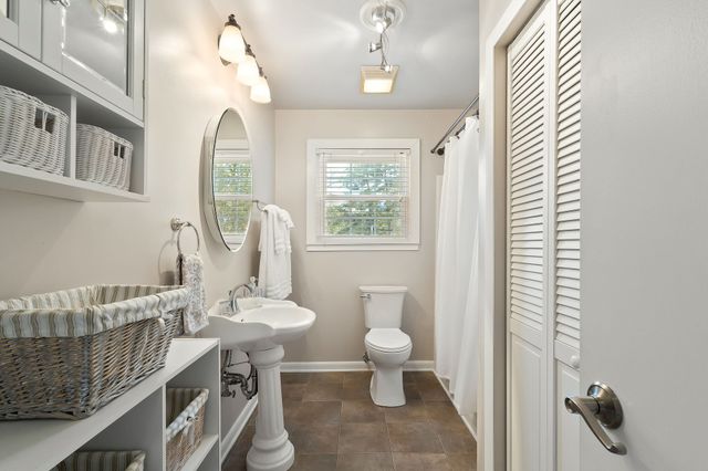 1175 Meadow Rd, Cookeville, TN 38501