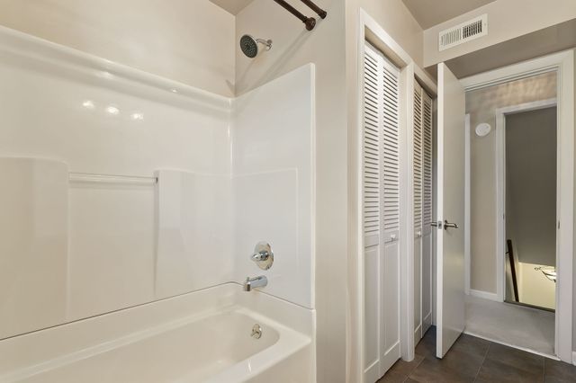 1175 Meadow Rd, Cookeville, TN 38501