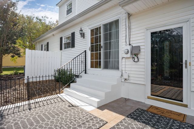 1175 Meadow Rd, Cookeville, TN 38501