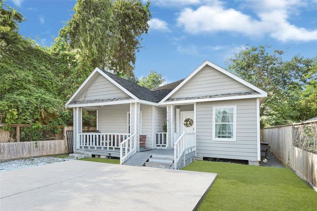 216 Cockerel Street, Houston, TX 77018