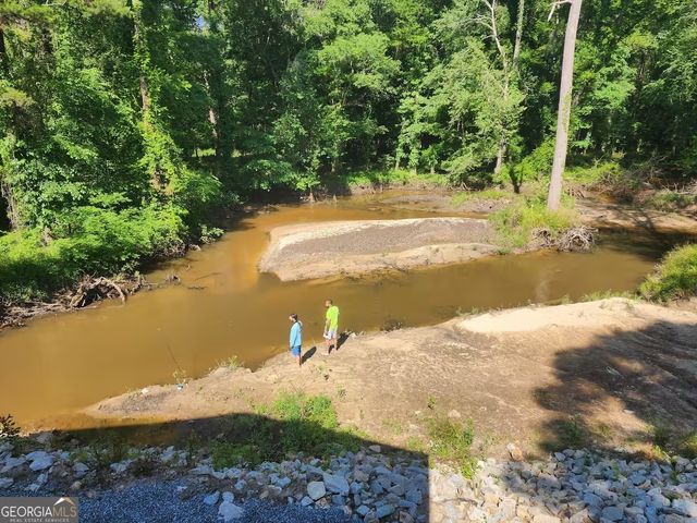 326 Turkey Run, Dublin, GA 31021