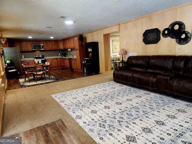 326 Turkey Run, Dublin, GA 31021