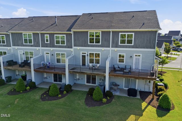 420 Skymont Drive, Holly Springs, NC 27540