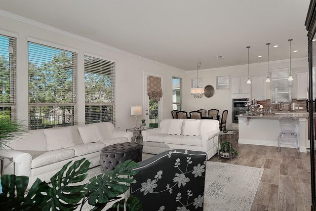 247 Arabian Drive, The Woodlands, TX 77382