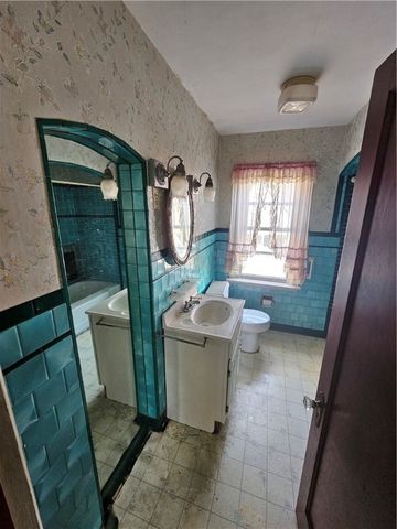 115 Ivy St, Wilkins Twp, PA 15145