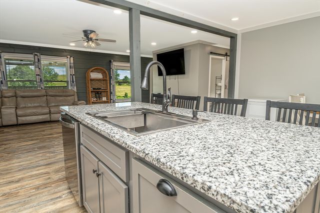 199 State Highway 746, Wellington, KY 40387
