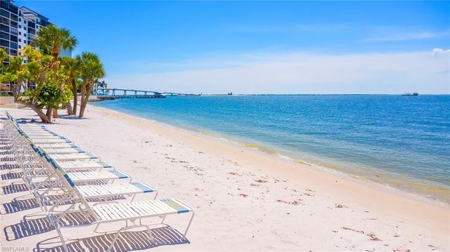 17080 Harbour Point DR 711, Fort Myers, FL 33908
