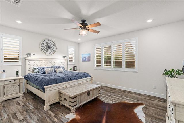 2147 Saffron Dr, Manteca, CA 95337