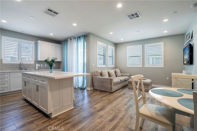 19536 Cardin Place, Northridge, CA 91324