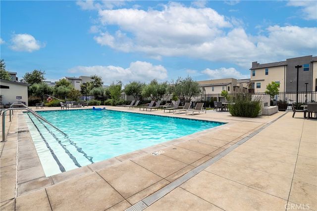 19536 Cardin Place, Northridge, CA 91324