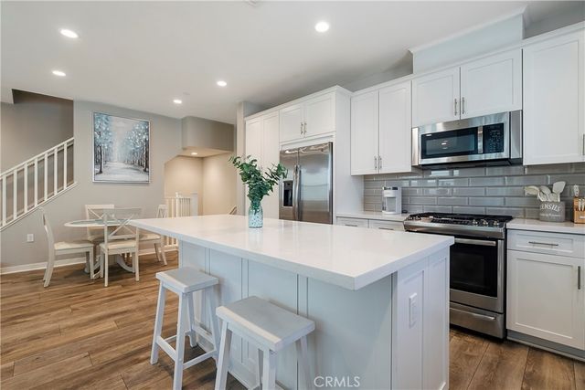 19536 Cardin Place, Northridge, CA 91324