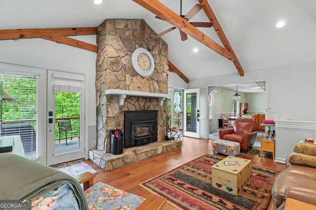 854 Saddleback Circle, Dillard, GA 30537