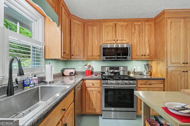 854 Saddleback Circle, Dillard, GA 30537