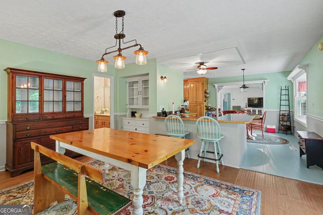 854 Saddleback Circle, Dillard, GA 30537