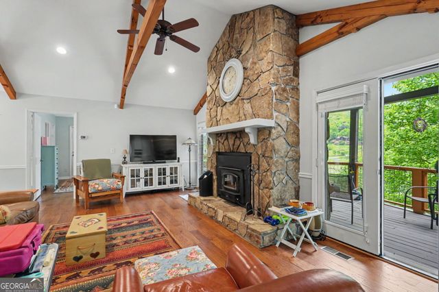 854 Saddleback Circle, Dillard, GA 30537