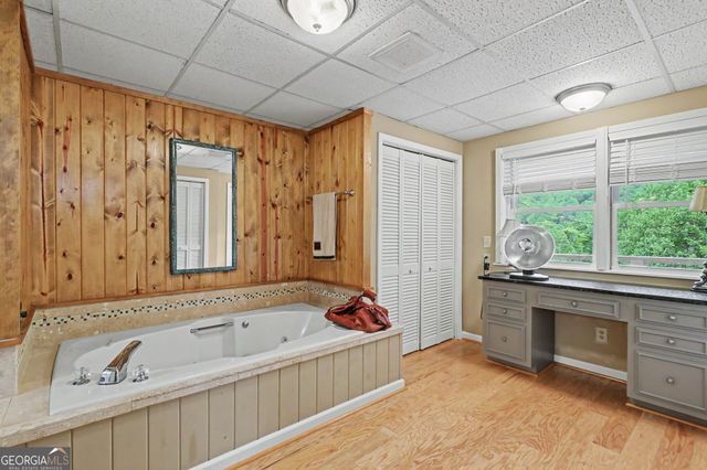 854 Saddleback Circle, Dillard, GA 30537