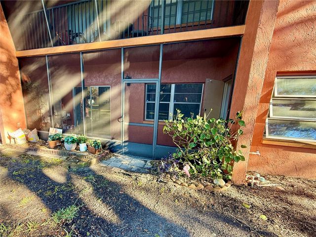 4805 ALT 19 111, Palm Harbor, FL 34683