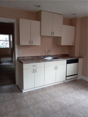 808 18th St, Ambridge, PA 15003