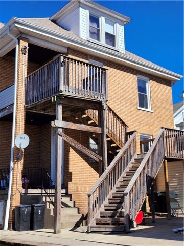 808 18th St, Ambridge, PA 15003