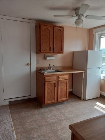 808 18th St, Ambridge, PA 15003