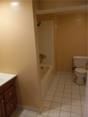 808 18th St, Ambridge, PA 15003