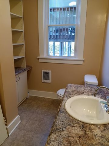 808 18th St, Ambridge, PA 15003