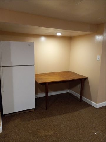 808 18th St, Ambridge, PA 15003