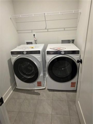 378 sunset hollow Street, Sugar Hill, GA 30518