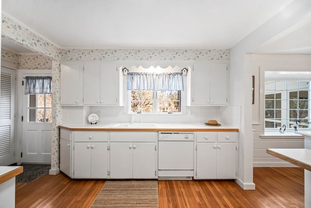 260 Lincoln Road, Lincoln, MA 01773