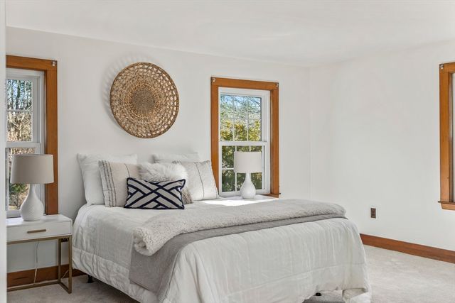 260 Lincoln Road, Lincoln, MA 01773