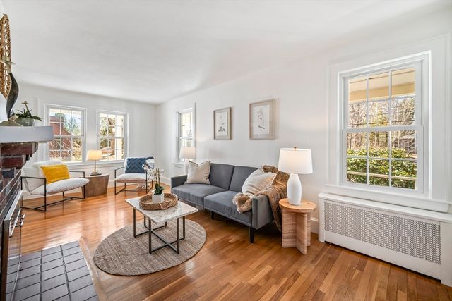 260 Lincoln Road, Lincoln, MA 01773