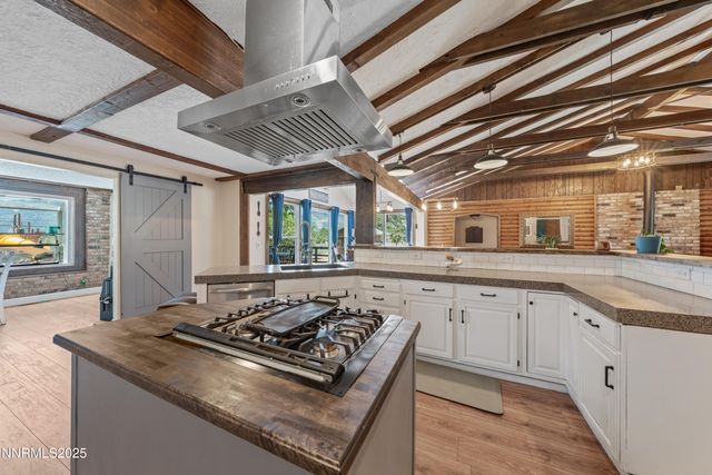 2475 Brenda Way, Washoe Valley, NV 89704