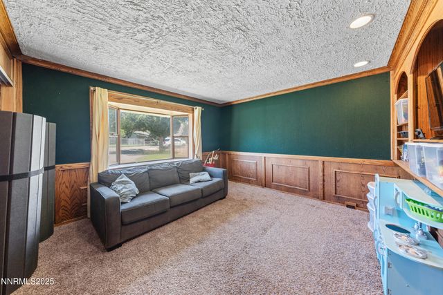 2475 Brenda Way, Washoe Valley, NV 89704