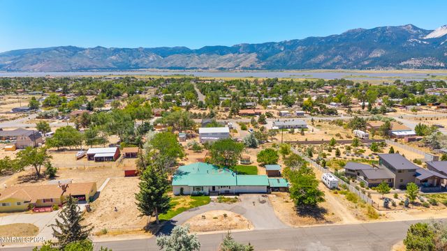 2475 Brenda Way, Washoe Valley, NV 89704