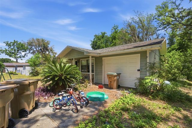 35724 DAWN DRIVE, Leesburg, FL 34788