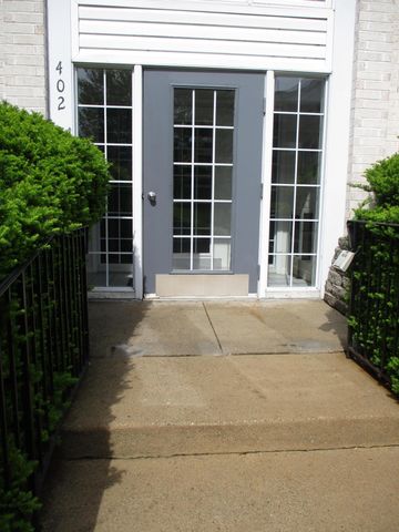 402 Sturdy Road 1d, Valparaiso, IN 46383