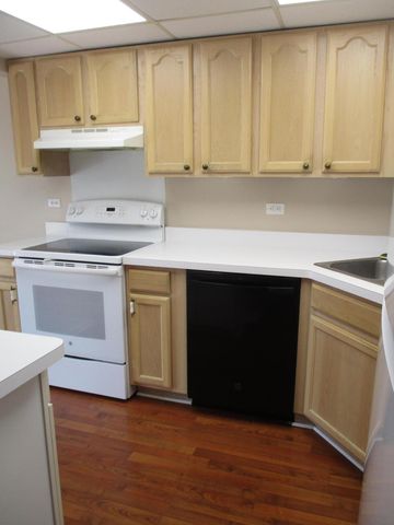 402 Sturdy Road 1d, Valparaiso, IN 46383