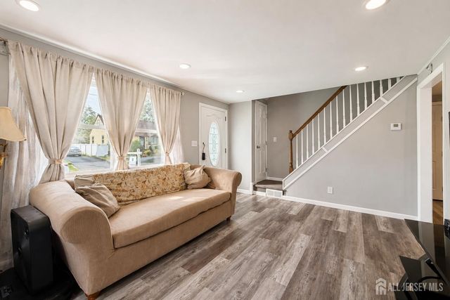 193 Old Road, Sewaren, NJ 07077