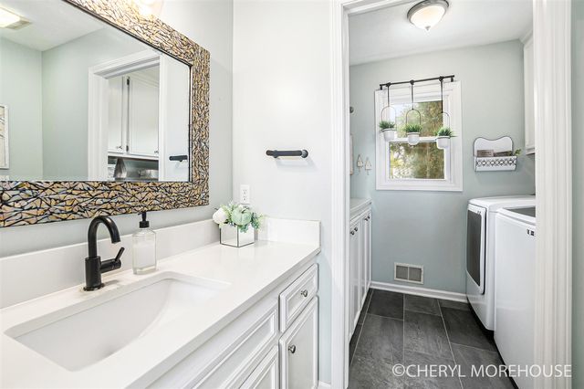 3467 Stonyridge Drive, Hudsonville, MI 49426