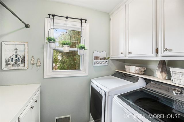 3467 Stonyridge Drive, Hudsonville, MI 49426