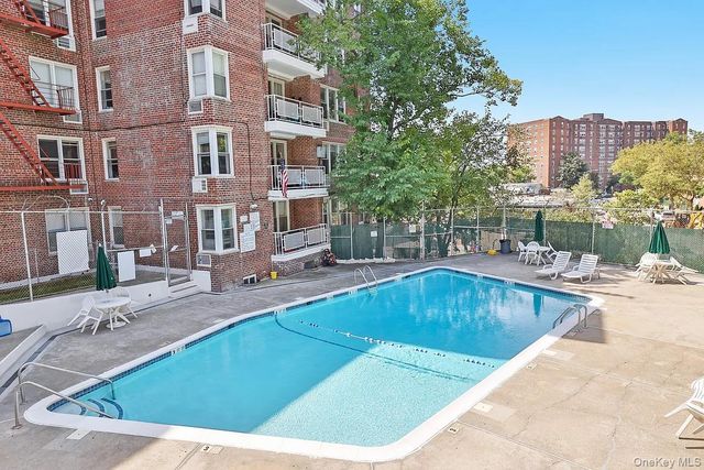 601 Kappock Street 3R, Bronx, NY 10463