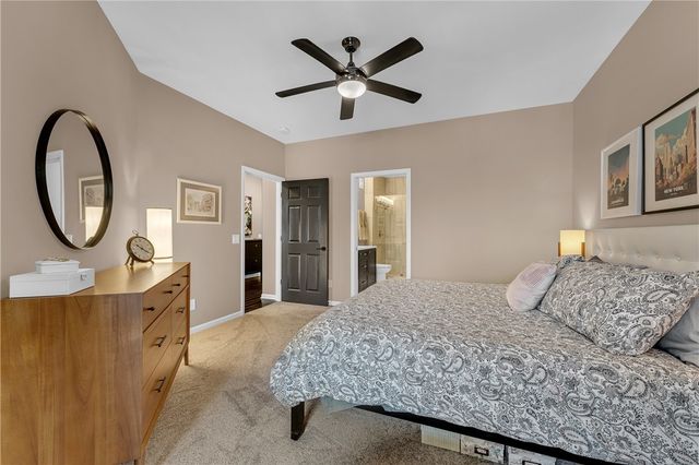 4209 NE Meadow Creek Circle 208, Fayetteville, AR 72703