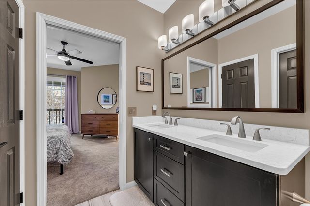 4209 NE Meadow Creek Circle 208, Fayetteville, AR 72703