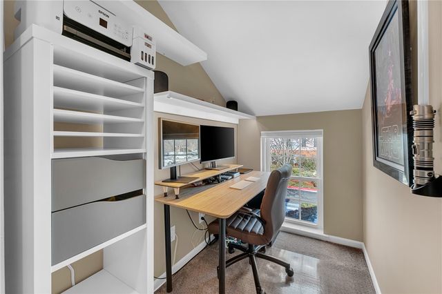 4209 NE Meadow Creek Circle 208, Fayetteville, AR 72703