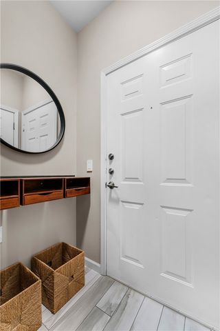 4209 NE Meadow Creek Circle 208, Fayetteville, AR 72703