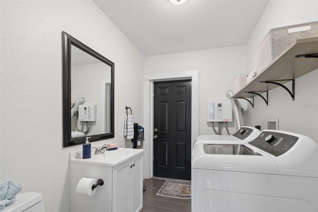 4924 45TH AVENUE N, St Petersburg, FL 33709
